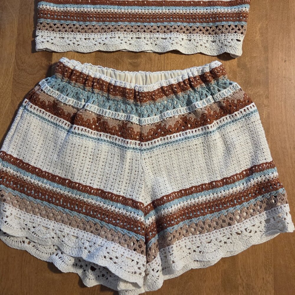 Rebellion crochet crop top and shorts - S - Picture 6 of 6